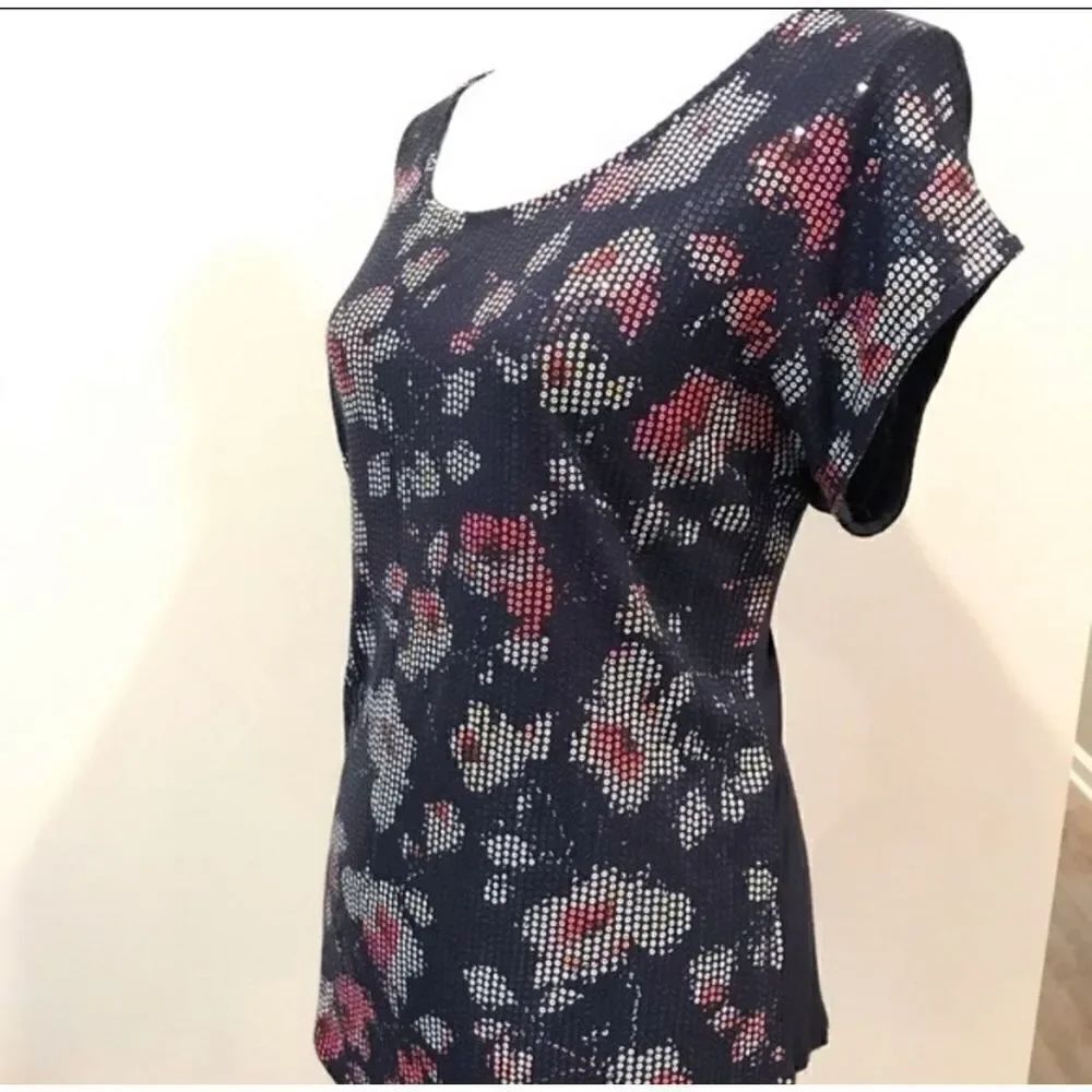 Beatiful flowered blouse - Picture 5 of 7